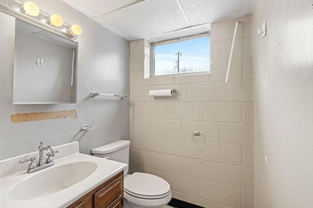 2243 Edgebrook Avenue, Saint Paul, MN 55119