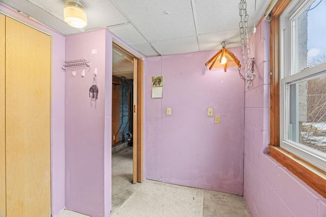 2243 Edgebrook Avenue, Saint Paul, MN 55119