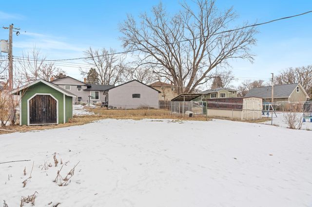 2243 Edgebrook Avenue, Saint Paul, MN 55119