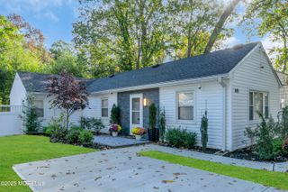 185 Elmwood Road, Oakhurst, NJ 07755