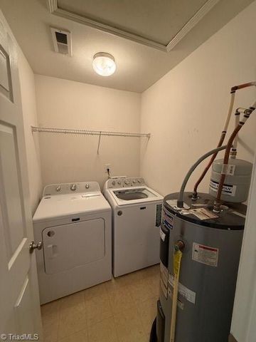 853 Jarman Drive, Jamestown, NC 27282