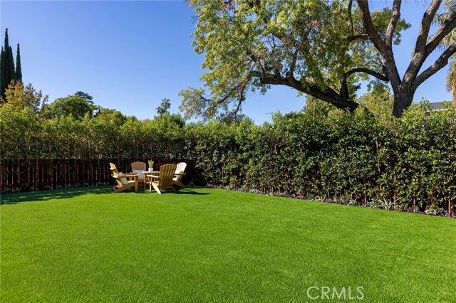 5802 Norwich Avenue, Sherman Oaks, CA 91411