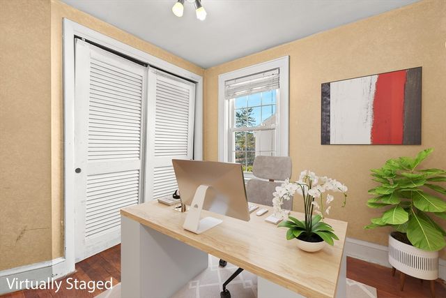 18 Sagamore Rd, Brockton, MA 02301