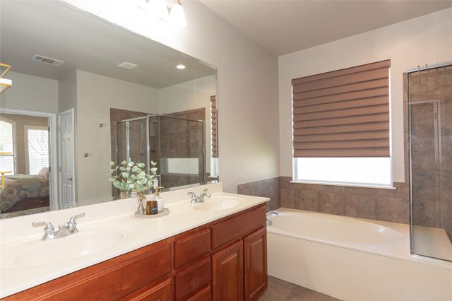 3109 Goldenoak CIR, Round Rock, TX 78681