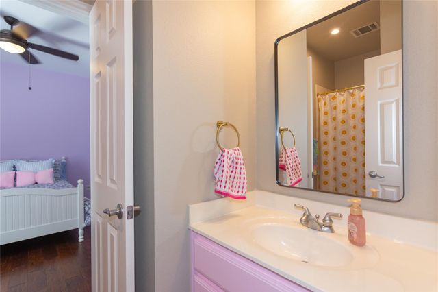 3109 Goldenoak CIR, Round Rock, TX 78681