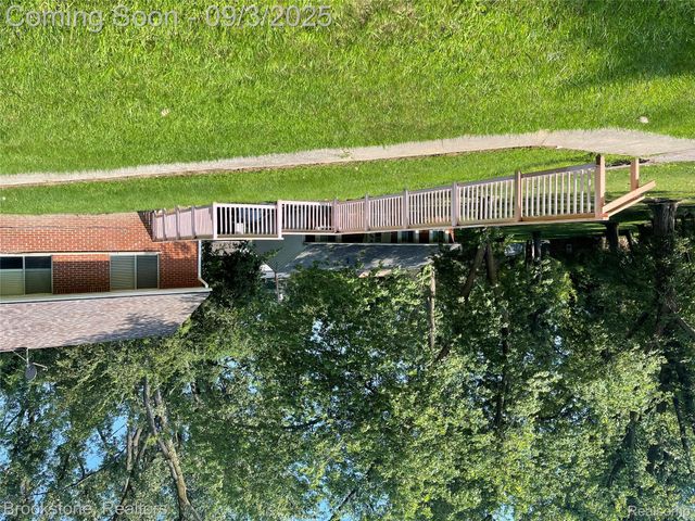 23275 Berg Road, Southfield, MI 48033