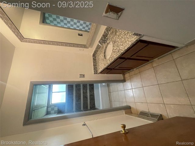 23275 Berg Road, Southfield, MI 48033