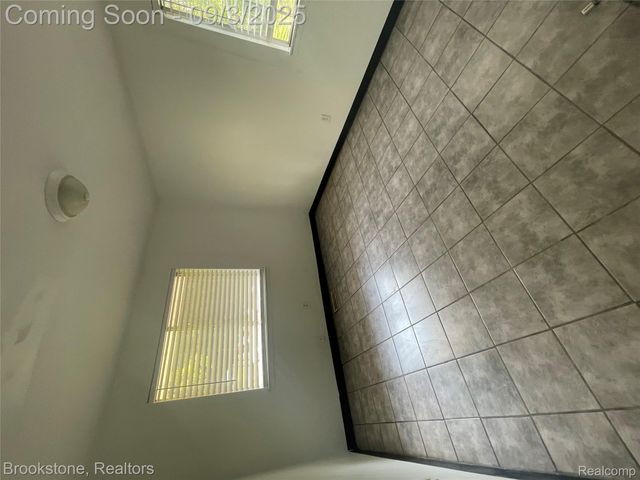 23275 Berg Road, Southfield, MI 48033