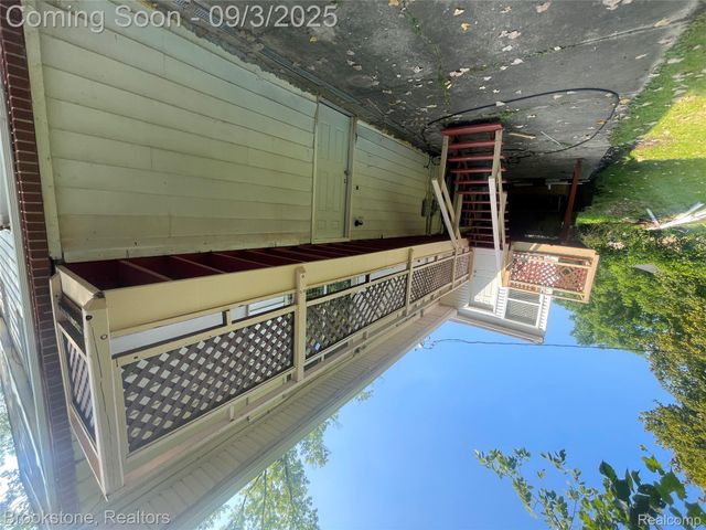 23275 Berg Road, Southfield, MI 48033