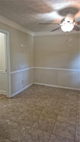 538 Cole Drive SW, Lilburn, GA 30047