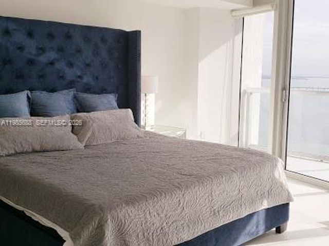 495 Brickell Ave 3809, Miami, FL 33131