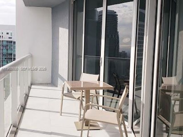 495 Brickell Ave 3809, Miami, FL 33131