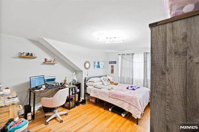 154 Orchard Street, Elmwood Park, NJ 07407