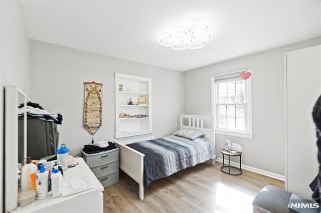 154 Orchard Street, Elmwood Park, NJ 07407