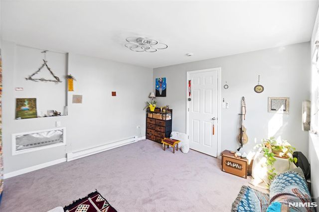 154 Orchard Street, Elmwood Park, NJ 07407