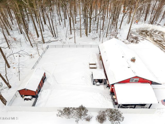 437 E Lucille Lane, Rotterdam, NY 12306