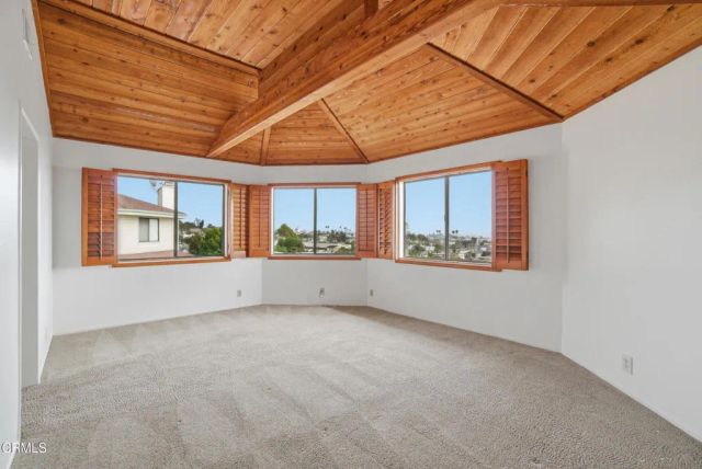 989 Inspiration Way, Ventura, CA 93001