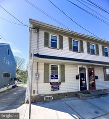 43 FERRY ST, Lambertville, NJ 08530
