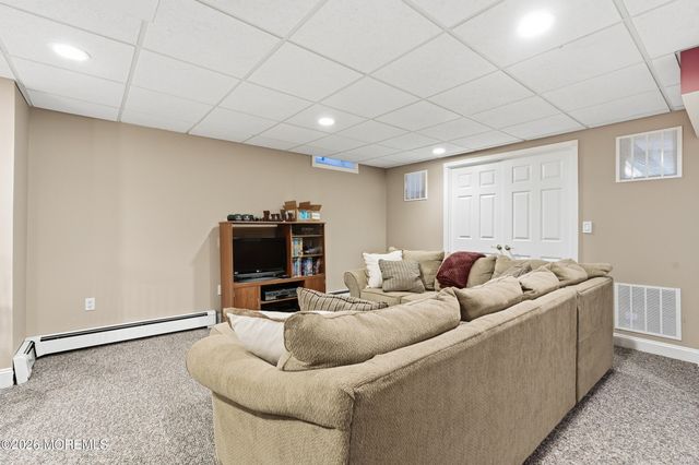 453 Harnell Avenue, Oakhurst, NJ 07755