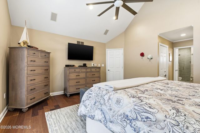 453 Harnell Avenue, Oakhurst, NJ 07755