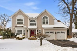 453 Harnell Avenue, Oakhurst, NJ 07755