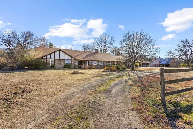 6243 State Highway 276, Point, TX 75472