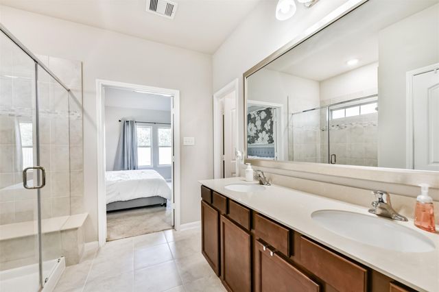 533 Winburn Tide Lane, La Porte, TX 77571