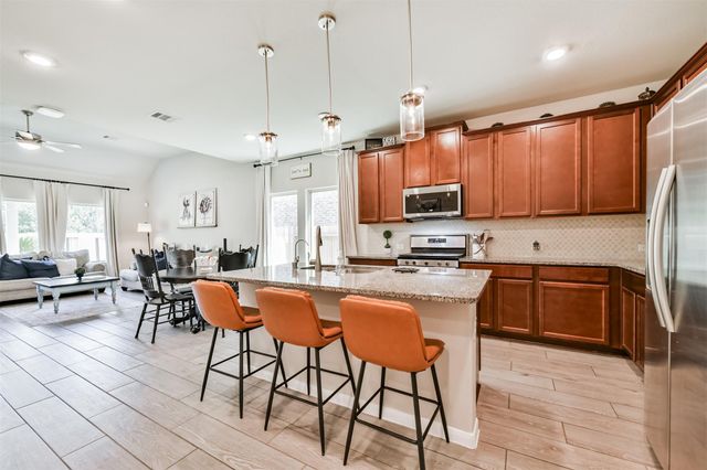 533 Winburn Tide Lane, La Porte, TX 77571