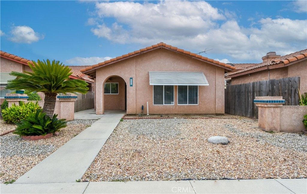Image 1 of property listing at 465 Camino Grande, San Jacinto, CA 92582