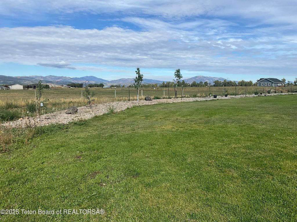 MUDDY STRING Road, Thayne, WY 83127 photo 15