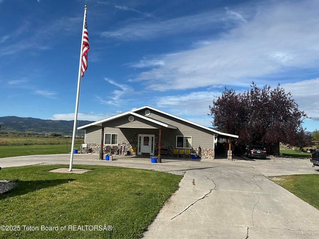 MUDDY STRING Road, Thayne, WY 83127 photo 22