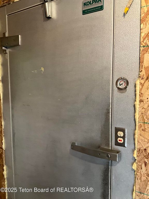 MUDDY STRING Road, Thayne, WY 83127 photo 30