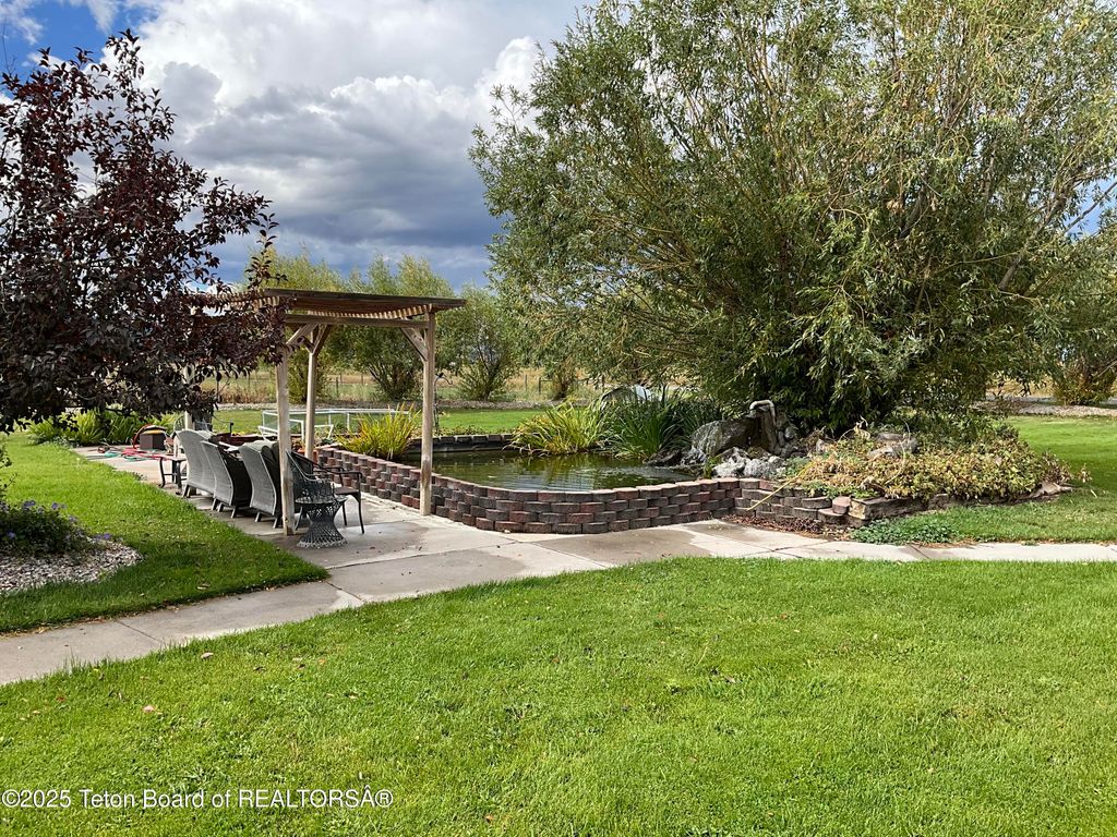 MUDDY STRING Road, Thayne, WY 83127 photo 38