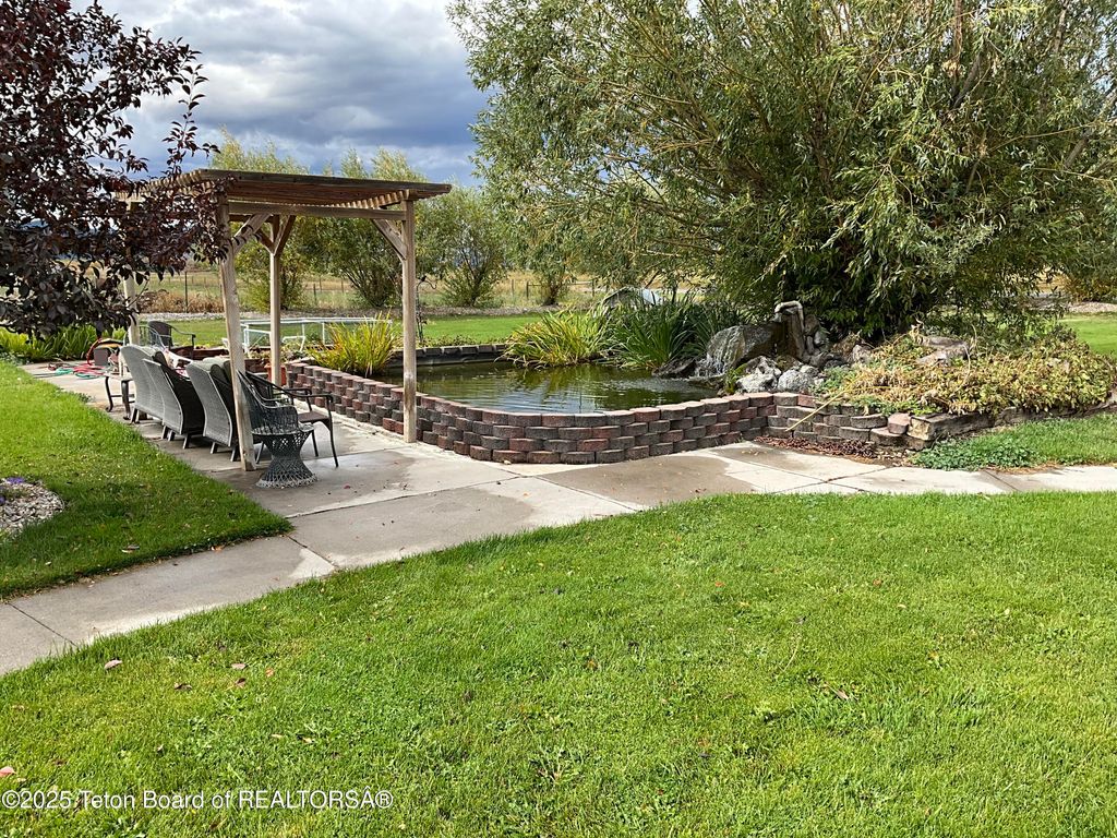 MUDDY STRING Road, Thayne, WY 83127 photo 39