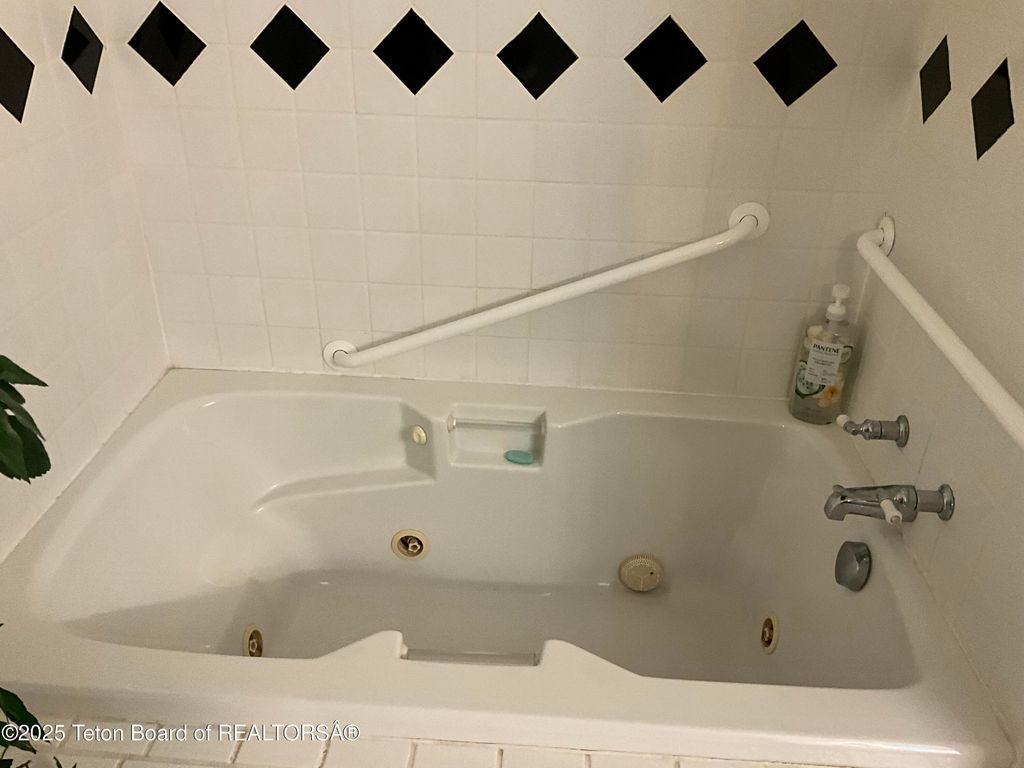 MUDDY STRING Road, Thayne, WY 83127 photo 58