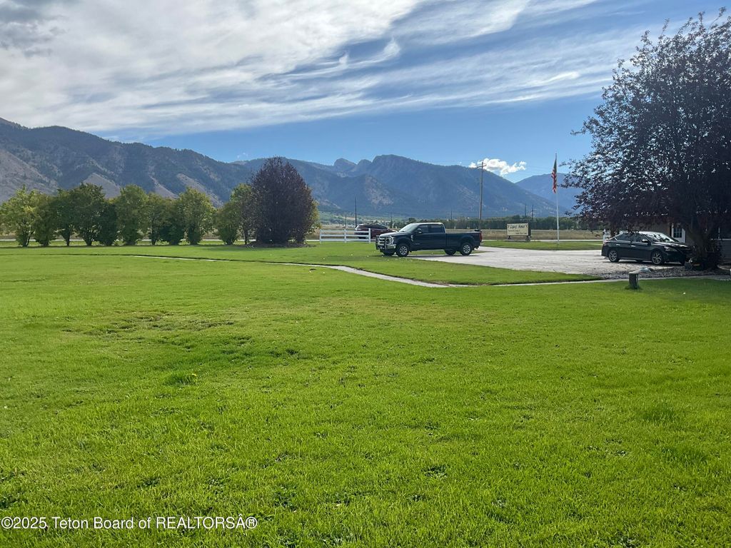 MUDDY STRING Road, Thayne, WY 83127 photo 7