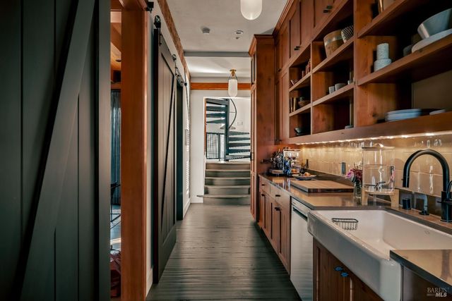 21831 Schellville Rd, Sonoma, CA 95476