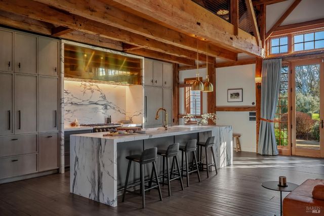 21831 Schellville Rd, Sonoma, CA 95476