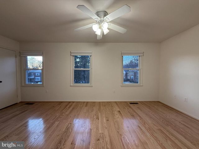 7507 CODDLE HARBOR LANE LN, Potomac, MD 20854