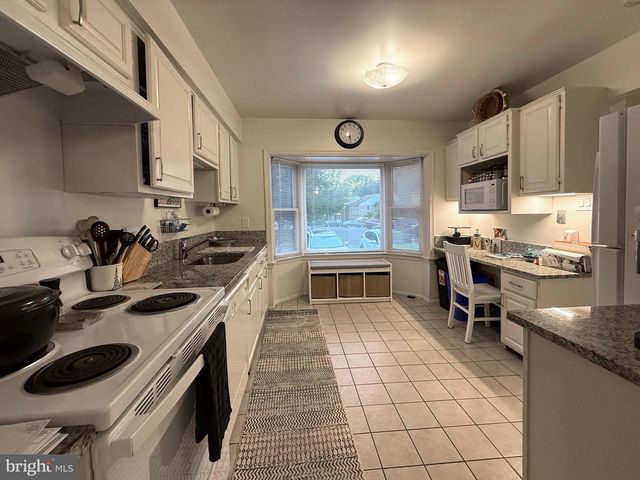 7507 CODDLE HARBOR LANE LN, Potomac, MD 20854