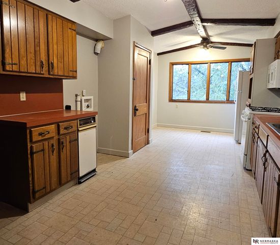 1805 M Street, Omaha, NE 68107