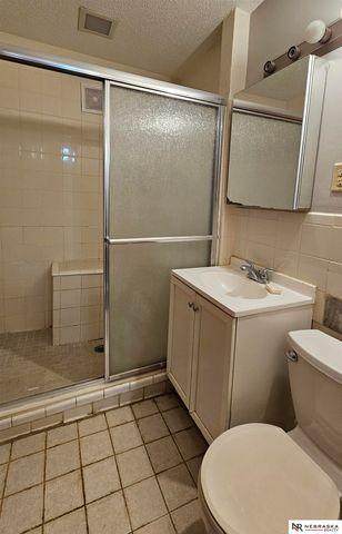 1805 M Street, Omaha, NE 68107