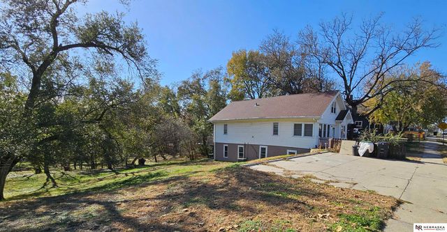 1805 M Street, Omaha, NE 68107