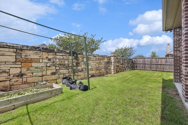 5012 Engleswood Trail, Lewisville, TX 75056