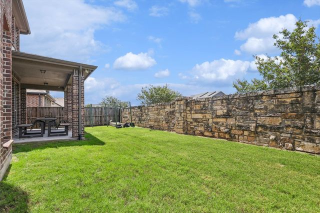 5012 Engleswood Trail, Lewisville, TX 75056