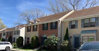 35 Poplar Circle, Peekskill, NY 10566