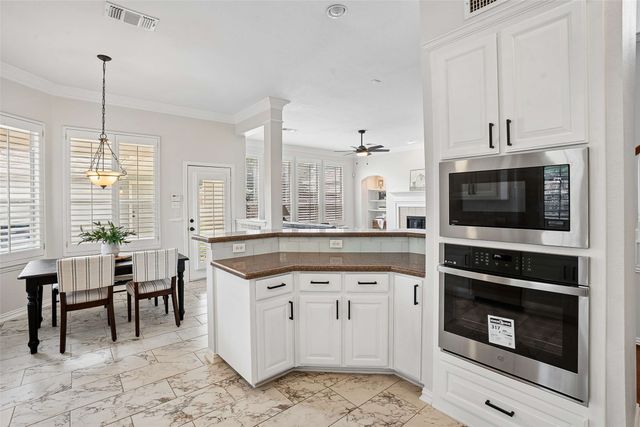 711 George Street, Lantana, TX 76226