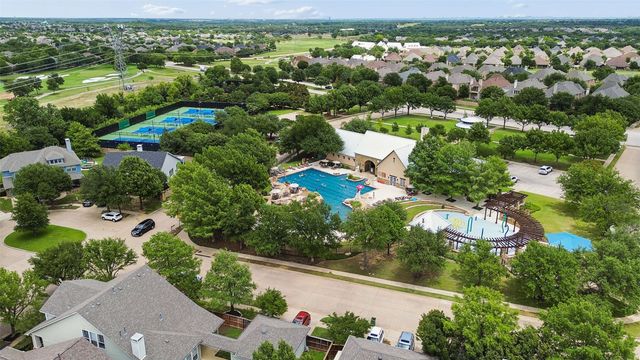 711 George Street, Lantana, TX 76226
