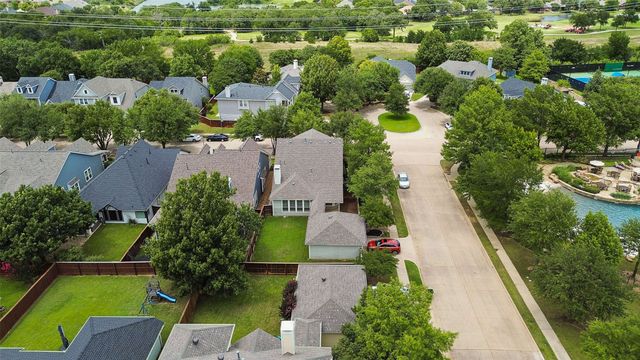 711 George Street, Lantana, TX 76226