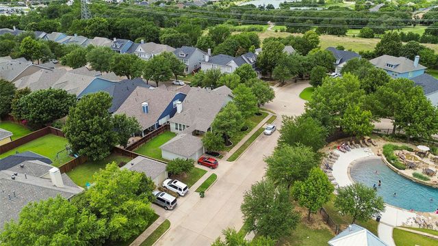711 George Street, Lantana, TX 76226